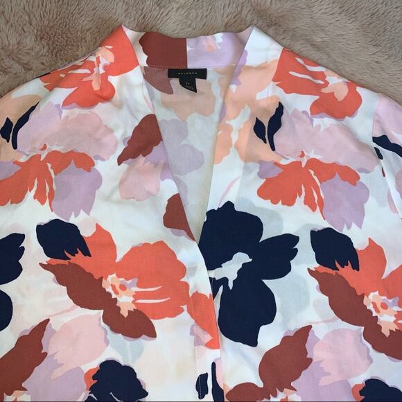 Halogen Floral Print Button-Up Long Sleeve Career Blouse Plus Size: 2X - Picture 5 of 12